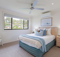 'Sandy Point Haven' 21a Sandy Point Rd - Stylish Haven with WIFI Air conditioning  Water views - Your Accommodation