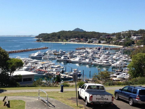 1 'Laman Lodge', 15 Laman Street - Stunning Air Conditioned Unit With Water Views And WIFI - Your Accommodation 0