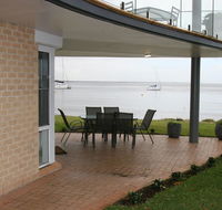 1 'The Clippers' 131 Soldiers Point Road - fabulous waterfront unit - Your Accommodation
