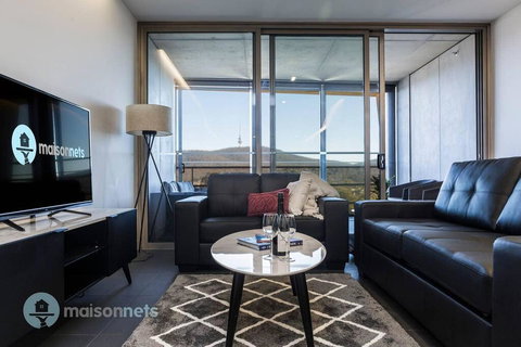 1 Bedroom Apt With Parking Walk To ANU - Your Accommodation 0