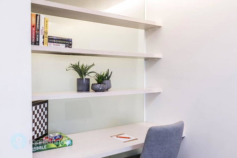 1 Bedroom Apt With Parking Walk To ANU - Your Accommodation 3