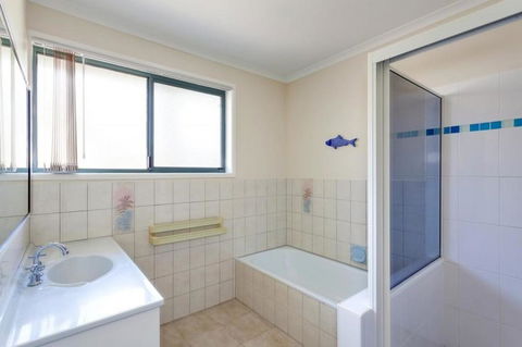 1-33 Tingira Close - Rainbow Beach, Gorgeous Ocean Views, Swimming Pool, Air Conditioning - Your Accommodation 1
