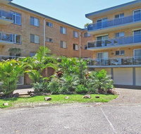 10 'Parkview' 11-13 Catalina Close - peaceful park views - Your Accommodation
