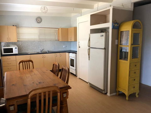 10 Cypress Avenue - Rainbow Beach, Fantastic Beach Location - Your Accommodation 1