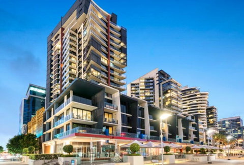 1008N Docklands 2 Bed Free Wifi # - Your Accommodation 3