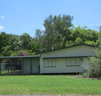 12 Wansfell Street Picnic Bay - Your Accommodation