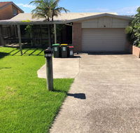 121 Montague Avenue Kianga - Your Accommodation