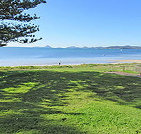 15 'Kanangra' 39 Soldiers Point Road - fantastic unit right on the water - Your Accommodation