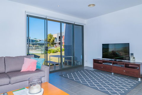 19 Coast Drive - Your Accommodation 2
