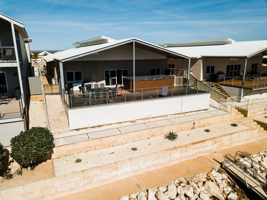 Learmonth WA Your Accommodation