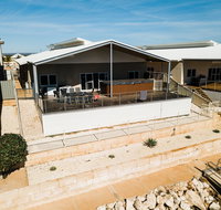 19 Corella Court - Spacious deck with swim spa - Your Accommodation