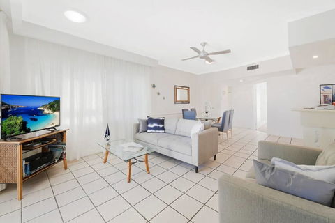 2 Bedroom Alex Unit - Ocean, Pool And Park Views - Your Accommodation 2