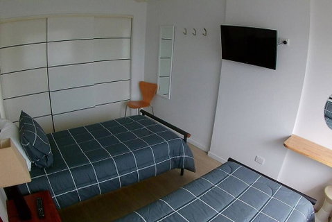 2 Bedroom Apartment In Surfers Central - Your Accommodation 3