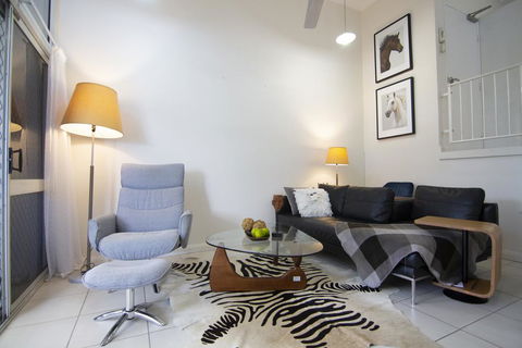 2 Bedroom Close To CBD - Your Accommodation 3