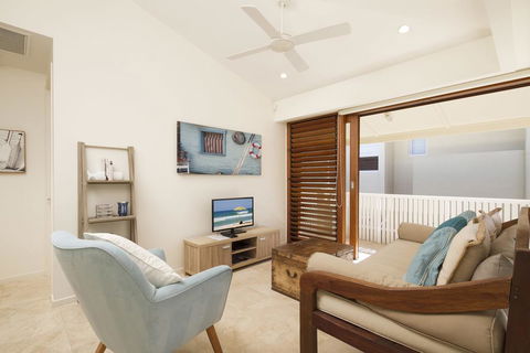 2 Hale Lani - Your Accommodation 0