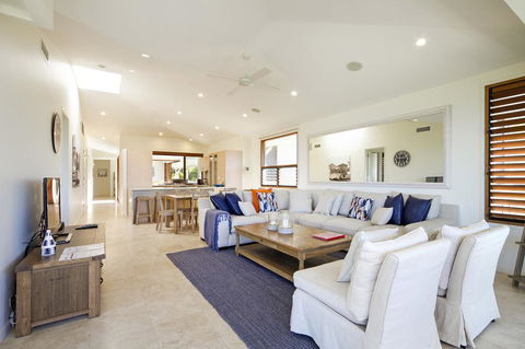 2 Hale Lani - Your Accommodation 3