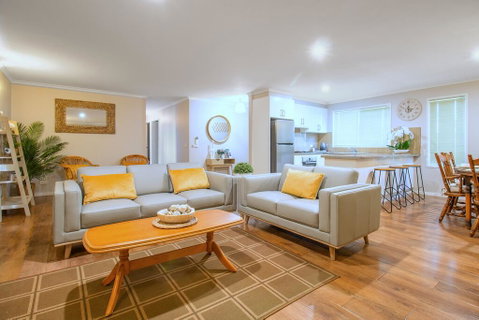 23 Martin Street - Your Accommodation 0