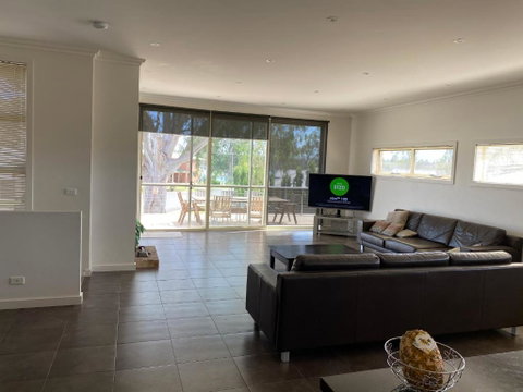 Bundalong Waterfront - Your Accommodation 2