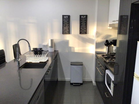 Bundoora Uni Hill 2bdr 2bth 1car - Your Accommodation 3