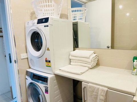 D101 Charming Apartment- Free Parking - Your Accommodation 3