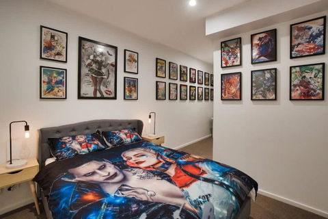 DC Vs Marvel Theme Ft Arcade Machine Pool Gym Sauna BBQ - Your Accommodation 3