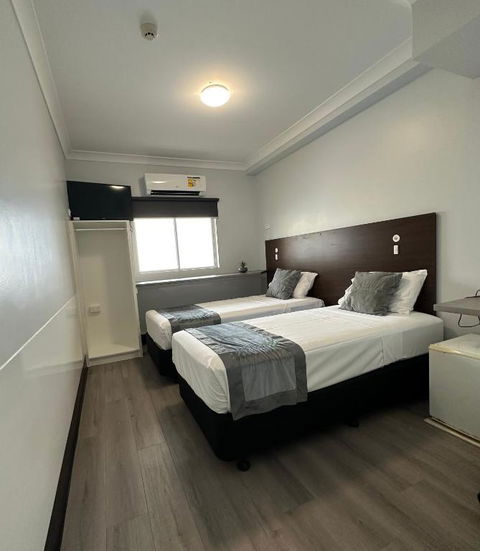 DCH On Mitchell - Your Accommodation 0