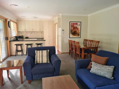 DELANY VILLAS BRIGHT - Spa Luxury On Delany Avenue - Your Accommodation 0