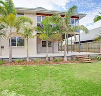 29 Cypress Avenue - Rainbow Beach Close to the beach with a pool - Your Accommodation