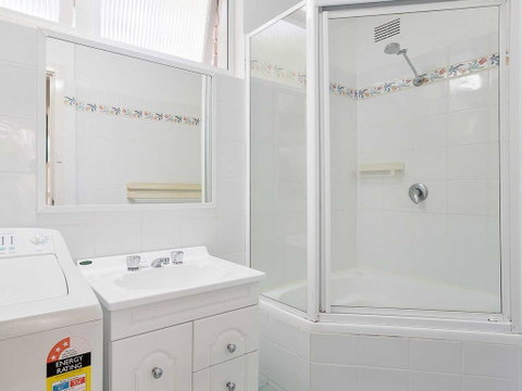 3 'Far Horizons' 77 Ronald Avenue - Cosy Comfortable Unit With Filtered Views - Your Accommodation 1