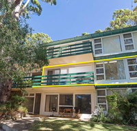 3 'Far Horizons' 77 Ronald Avenue - cosy comfortable unit with filtered views - Your Accommodation