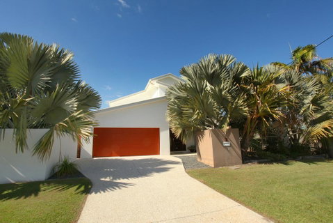 3 Bauhinia Crescent Marcoola - PET FRIENDLY, LINEN SUPPLIED, 500 BOND - Your Accommodation 0