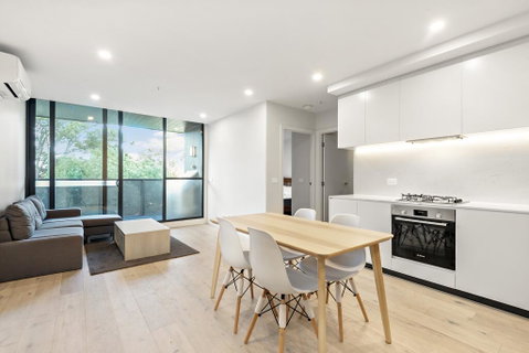 3 Bed Rooms Apartment Super Convenient Location - Your Accommodation 1