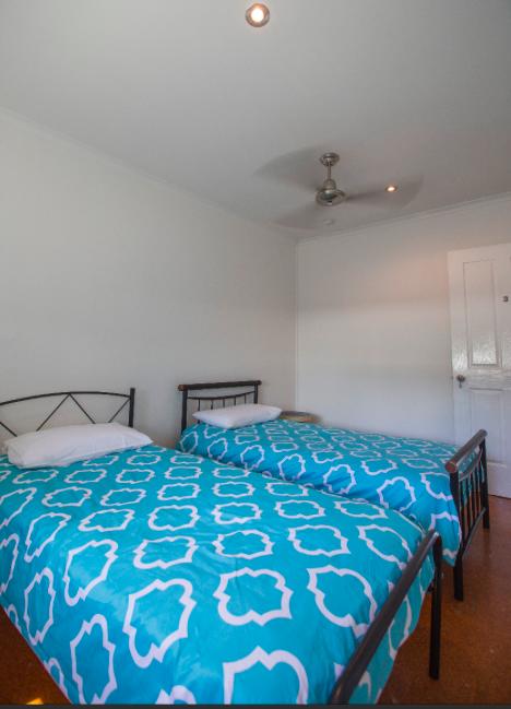 3 Bedroom Apartment // Spence St - Your Accommodation 3