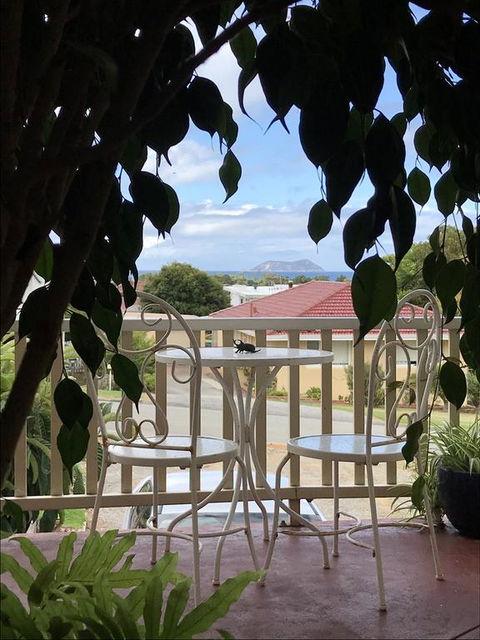 33 On Stewart - Your Accommodation 3