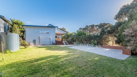 37 Barramundi Ave, Smiths Beach - Your Accommodation 1