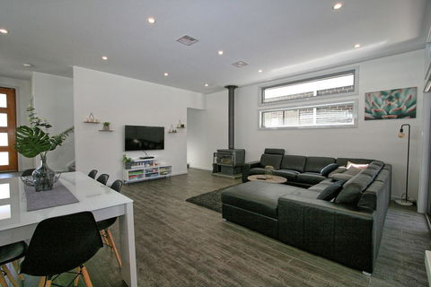 43B Twynam Street - The Falls On Twynam - Your Accommodation 0