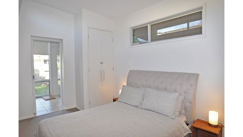 52 ON BAYVIEW - PET FRIENDLY (OUTSIDE ONLY) - Your Accommodation 1