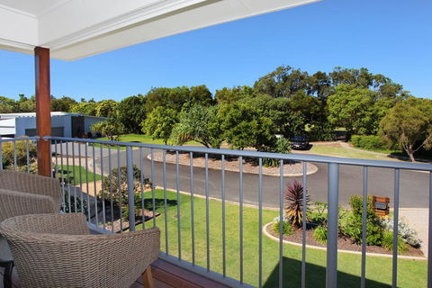 53 Northbeach Place, Mudjimba - Your Accommodation 1