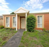 6 CAN STAY CENTRAL GLEN WAVERLEY - Your Accommodation