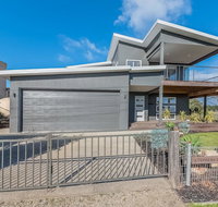 7 Graydens Road Ventnor with Spectacular views - Your Accommodation