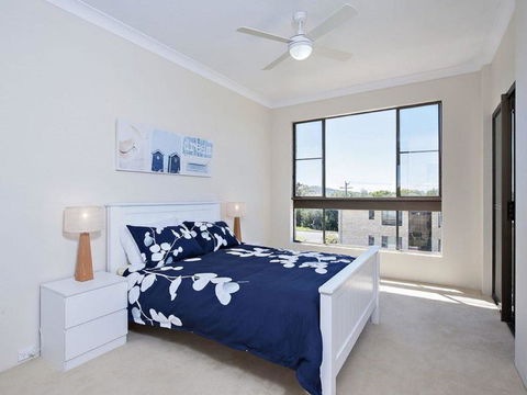 7 The Dunes @ Fingal Bay - Your Accommodation 1