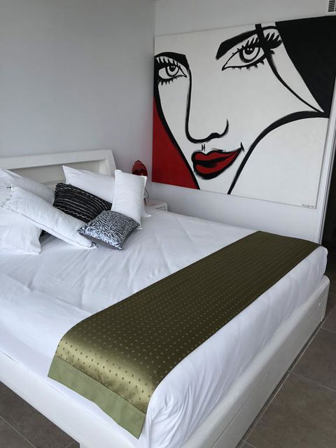 8 ON ELYSEE Alexandra Headland / Mooloolaba Beach - Your Accommodation 1