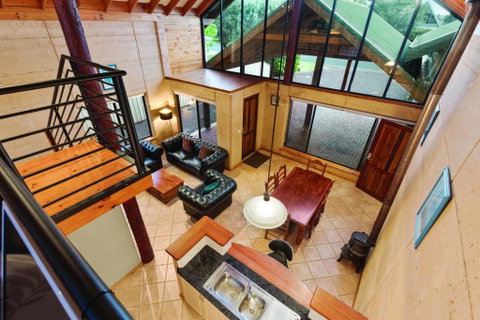 9 Marshall Street - Large Family Holiday Home Just Metres To The Beach - Your Accommodation 1