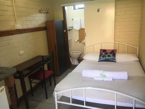 A Railway Lodge - Your Accommodation 3
