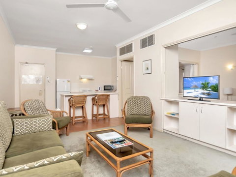 A Taste Of The Tropics - Your Accommodation 1