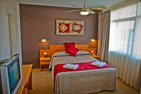 Abbotsleigh Motor Inn - Your Accommodation 2