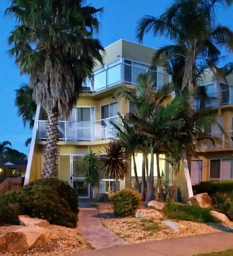 Abel Tasman On Esplanade - Your Accommodation 3