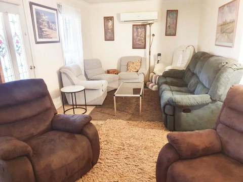 Abelia Cottages Botanical - Your Accommodation 2