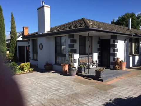 Abode33 - Your Accommodation 1