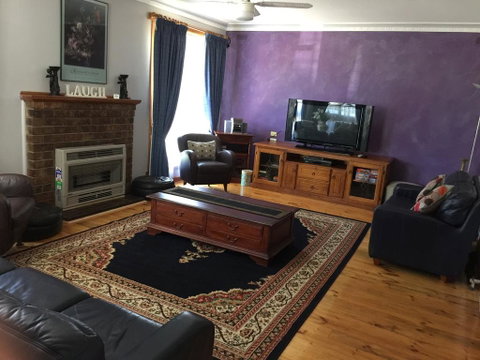 Abode33 - Your Accommodation 0